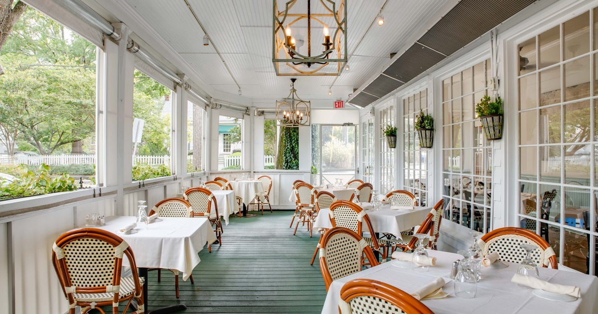 Old Vinings Inn private dining 3
