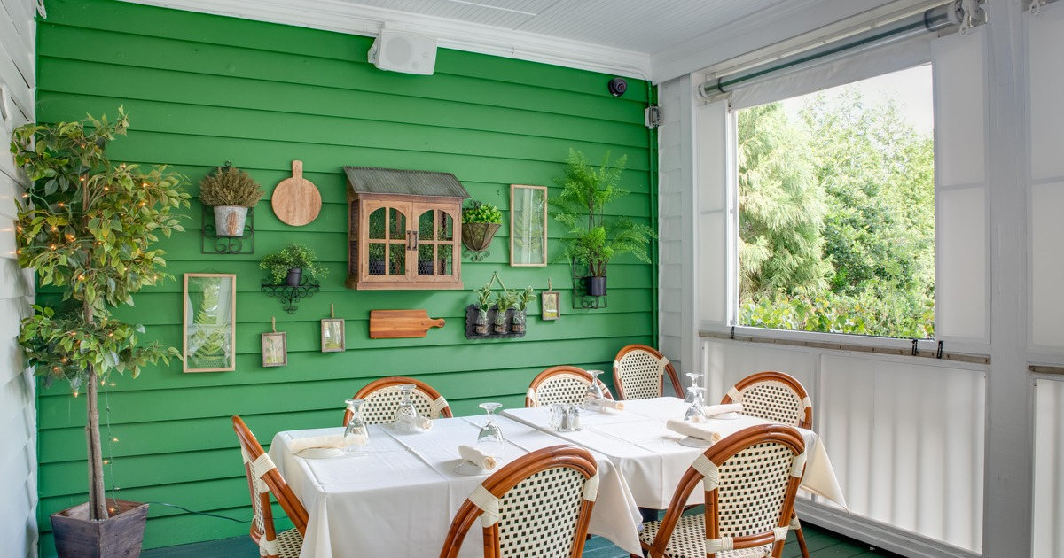 Old Vinings Inn private dining 5
