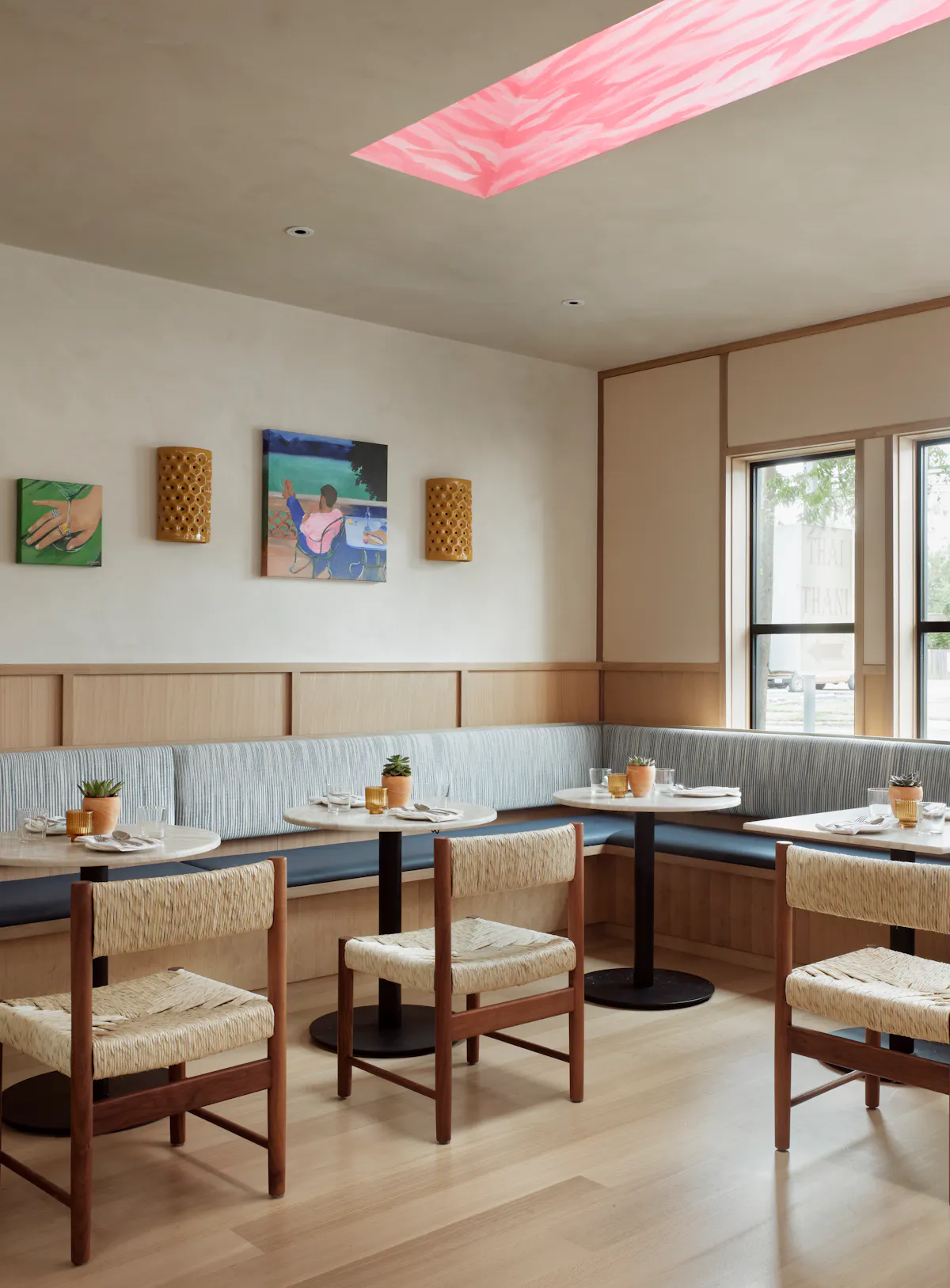 Este Lounge at Este
