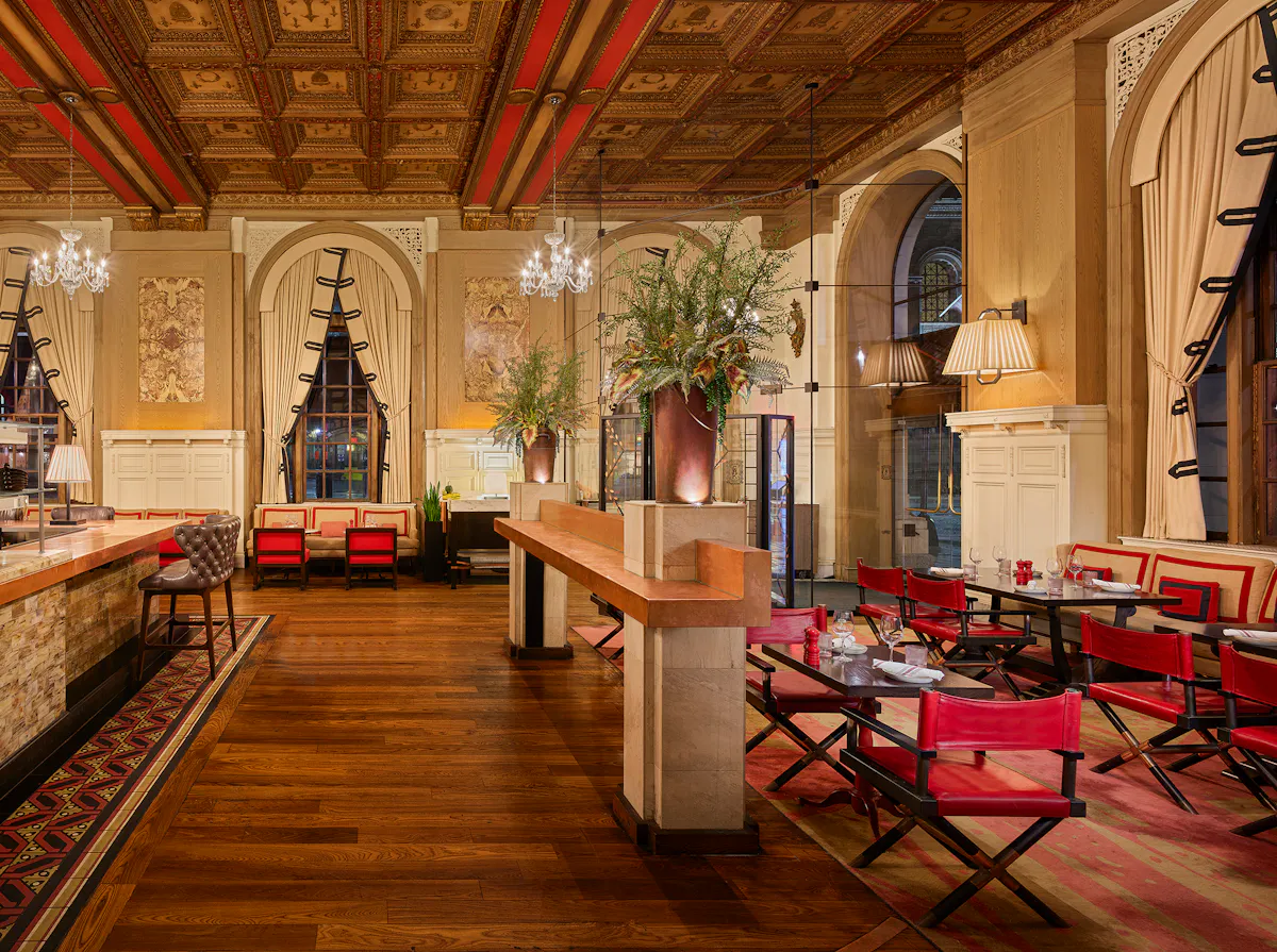 OAK Long Bar + Kitchen private dining