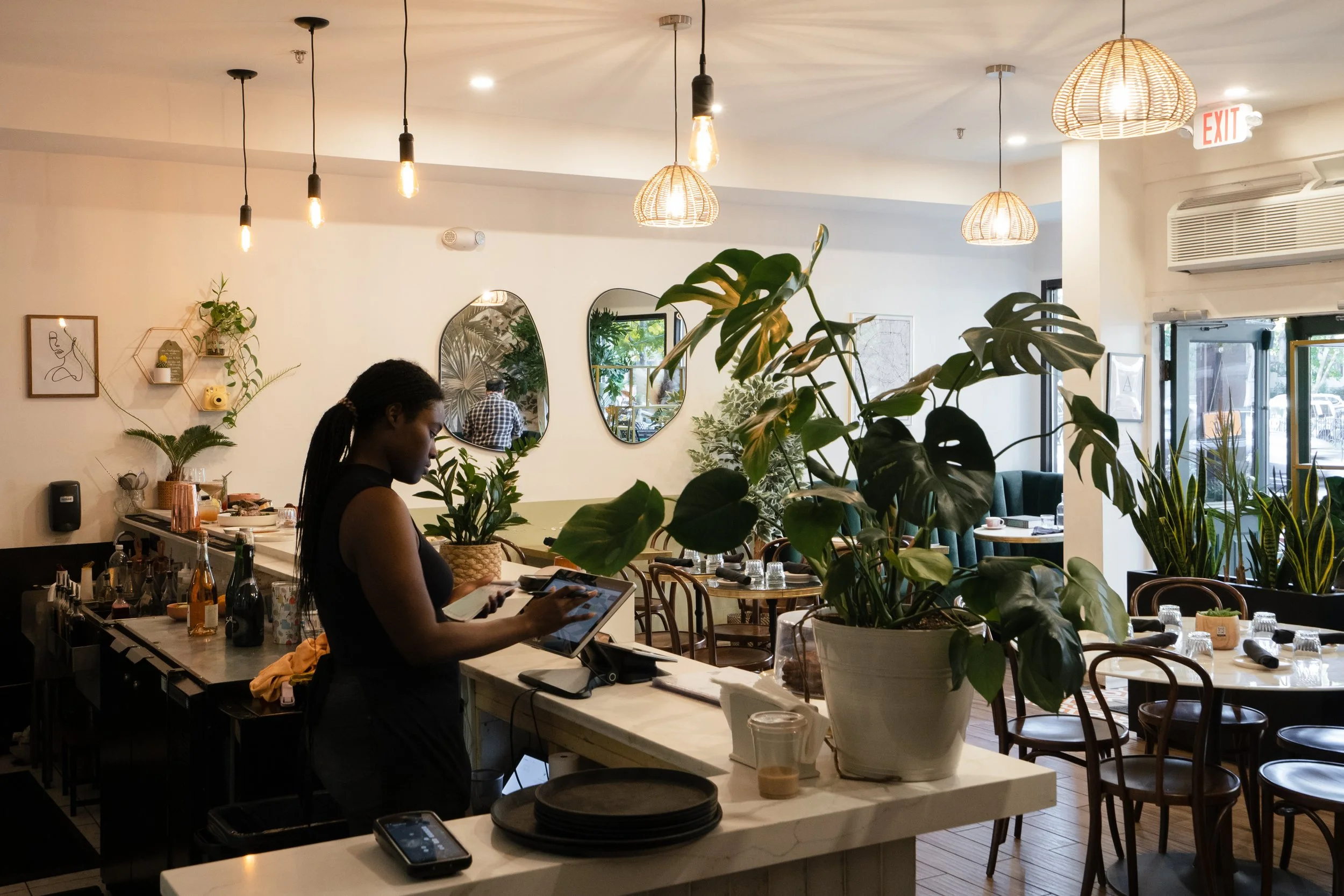 The Dining Room at Cafe sauvage