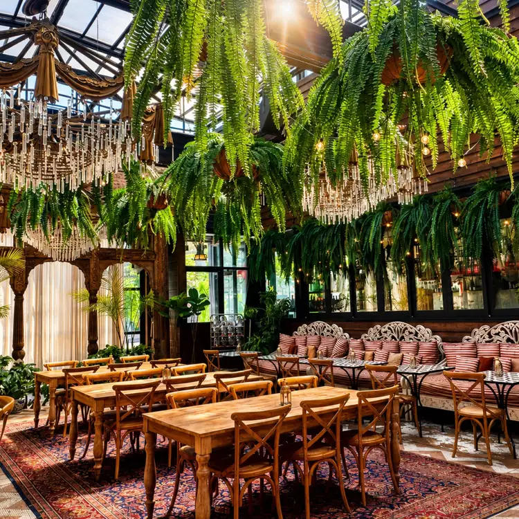Beatnik West Town private dining 2