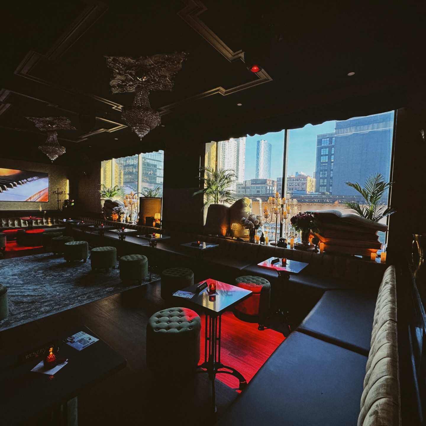 GG Piano Bar Cocktail Lounge private dining 2