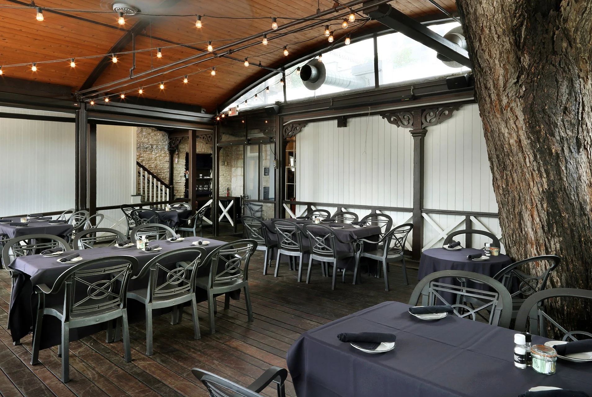 The Veranda at Moonshine Patio Bar & Grill