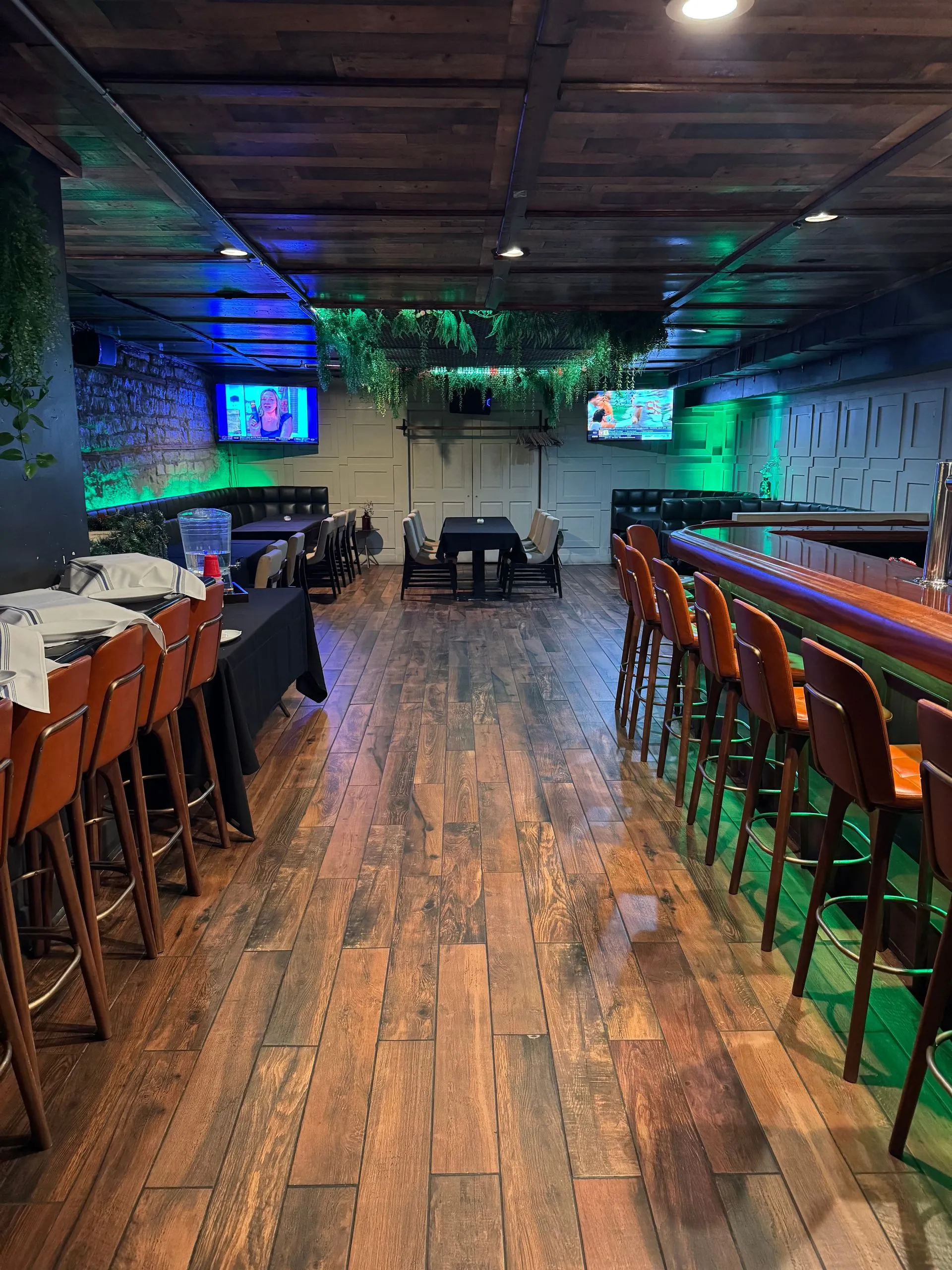 Black Barrel Tavern private dining 2