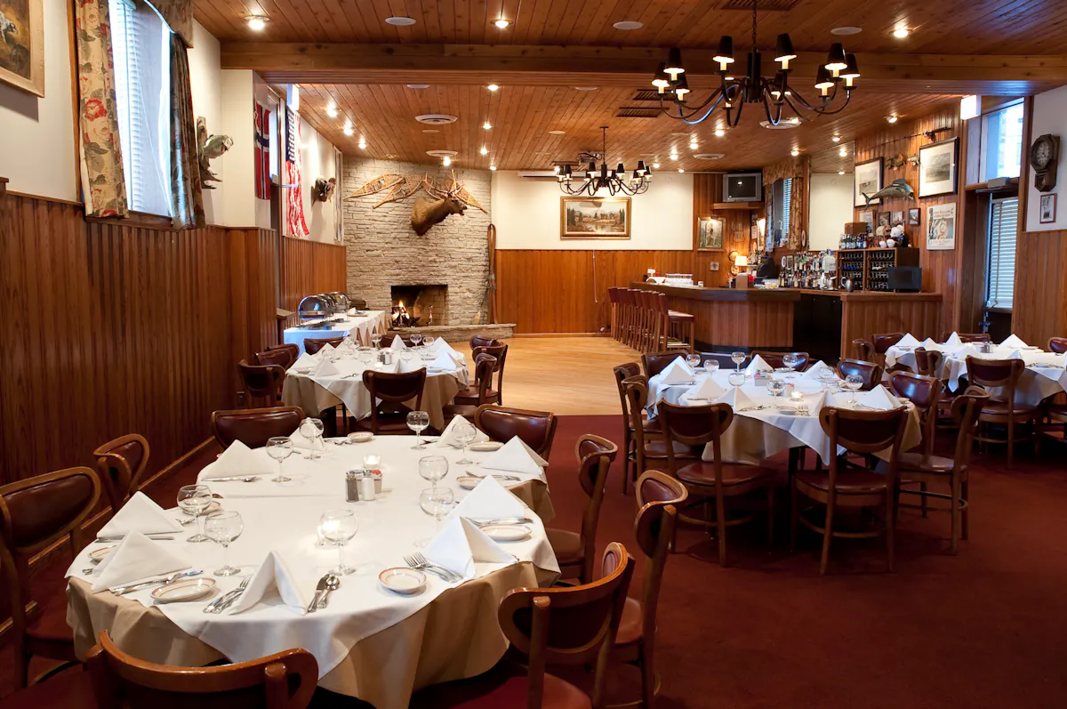 Erie Cafe private dining 2