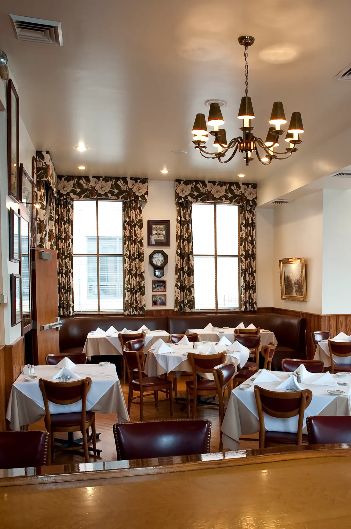 Erie Cafe private dining 4