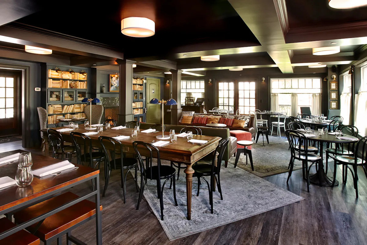 Main Dining Room at Nouveau Monde