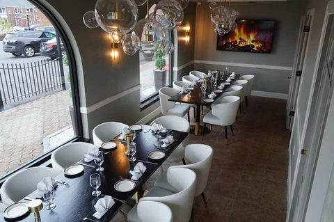 Private rooms at Máncora Restobar