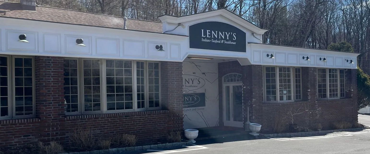 Lenny's Seafood & Steakhouse private dining 4