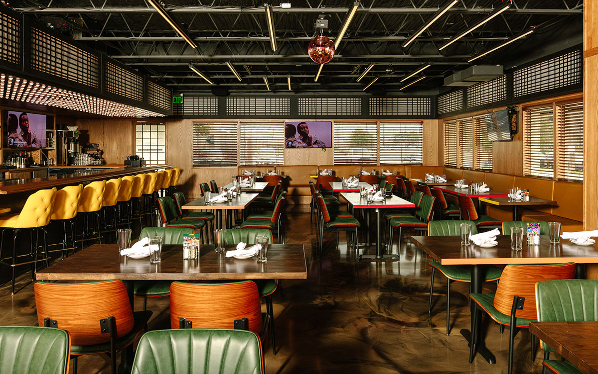 AM/FM Diner & Lounge private dining 2