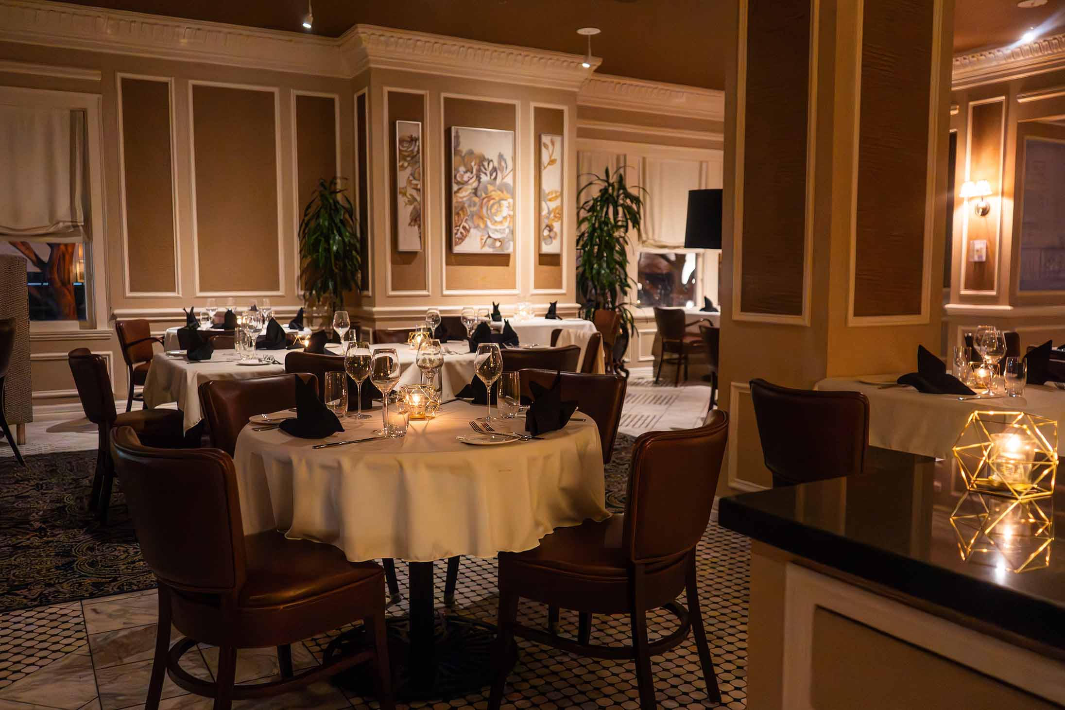 The Landmark Prime Rib private dining 2