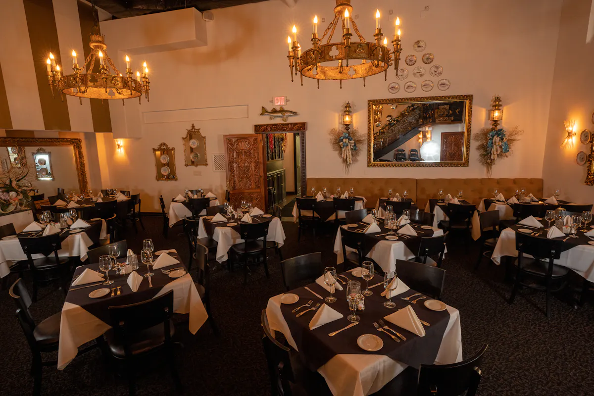 Main Dining Room at Eugene's Gulf Coast Cuisine