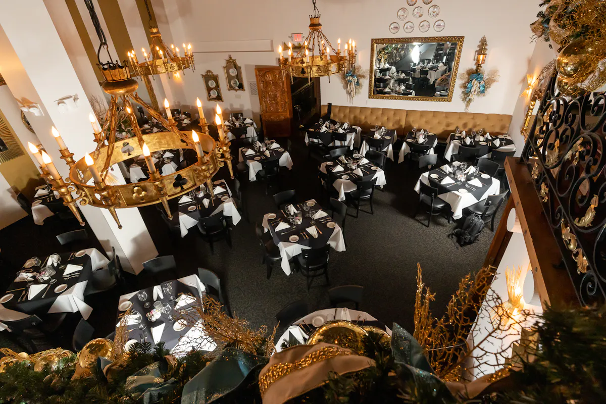 Eugene's Gulf Coast Cuisine private dining 3