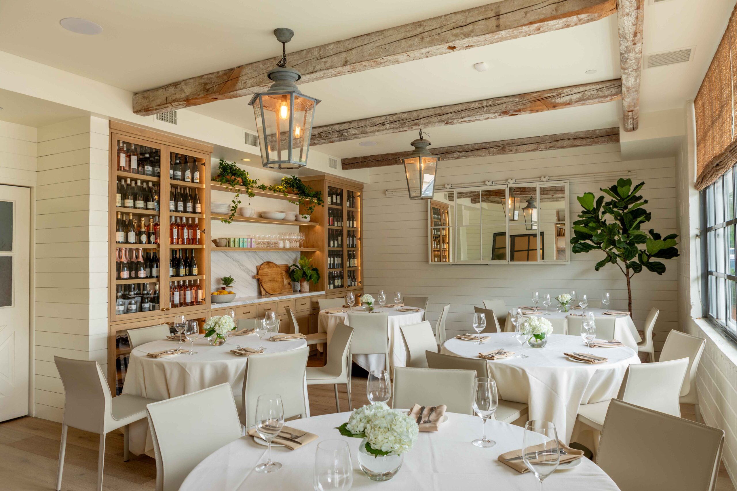 Tiny Boxwoods private dining 3