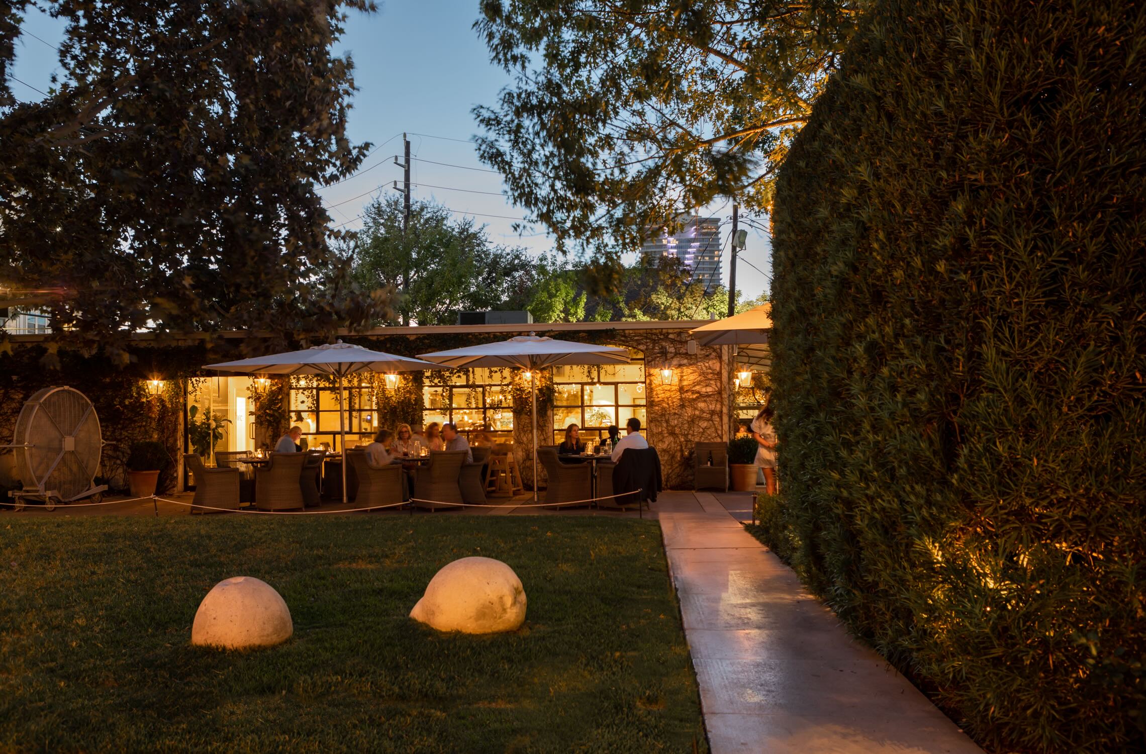 Tiny Boxwoods private dining 2