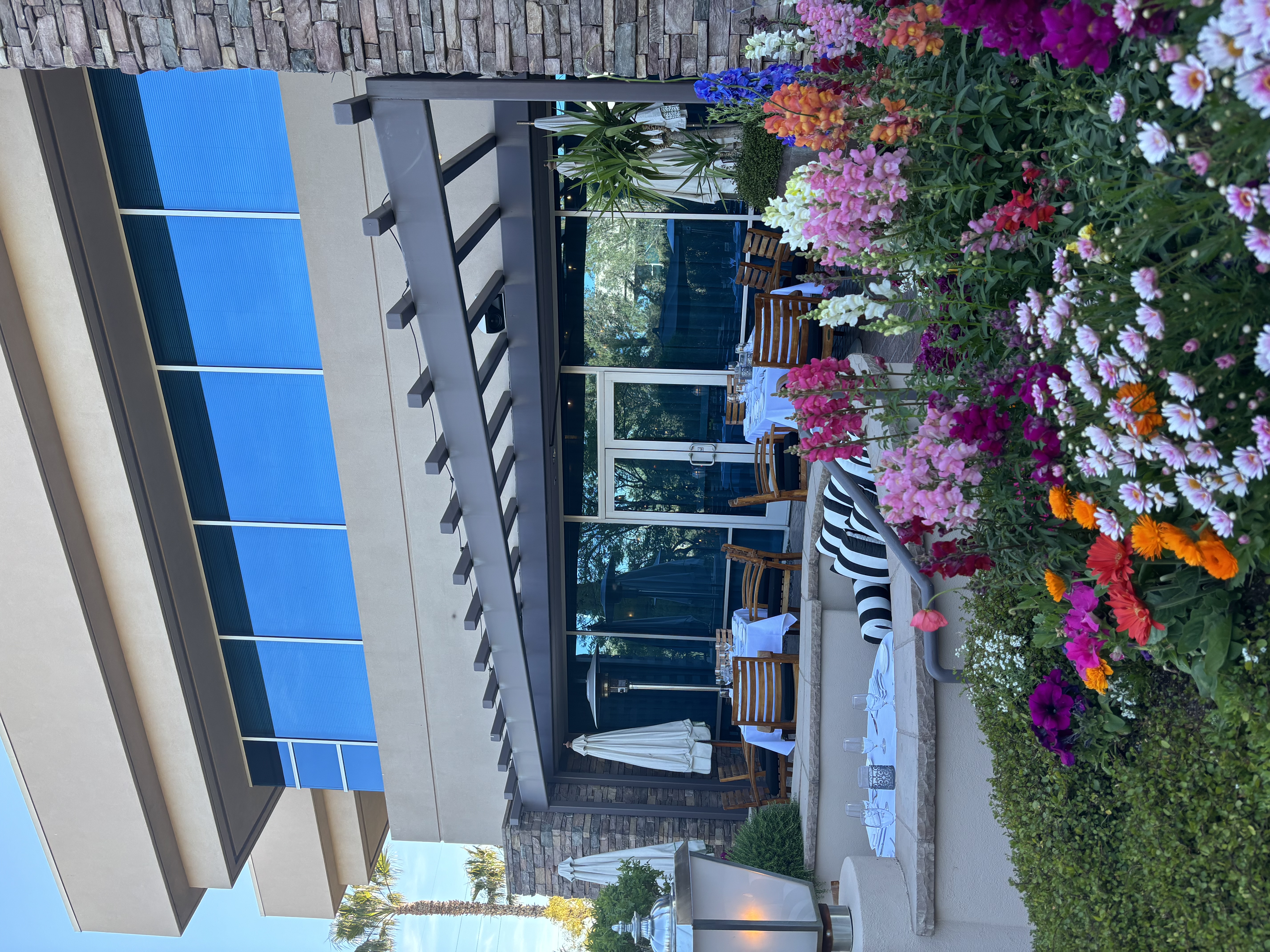 Outdoor Patio at Vintner Grill