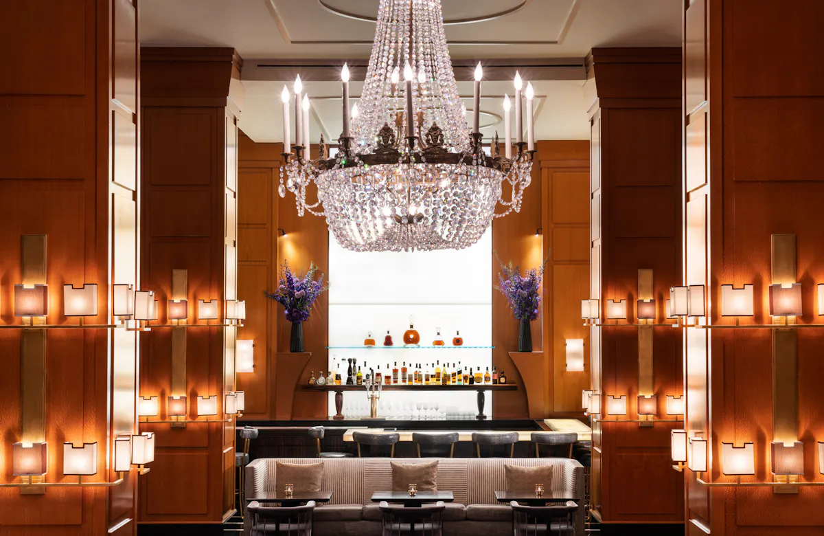 Lounge at THE Blvd Restaurant and Lounge