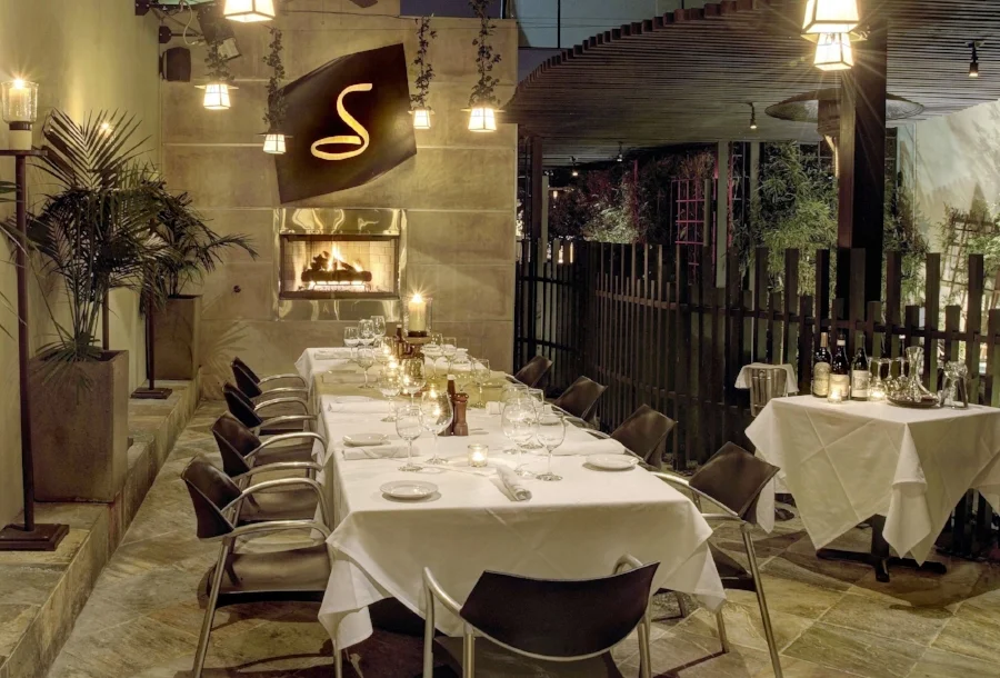 Smitty's Grill private dining 4