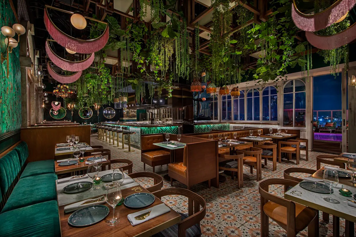 Level 8 private dining 5