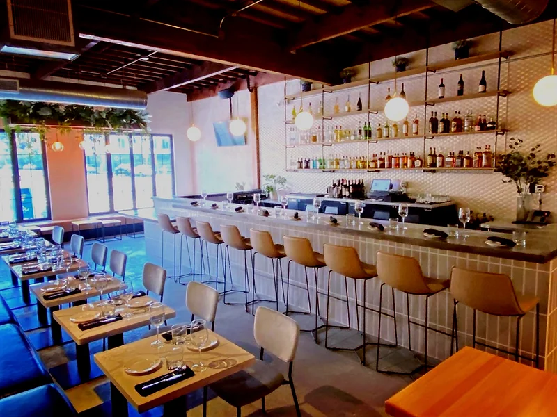 Beach and Brew Venice private dining 4