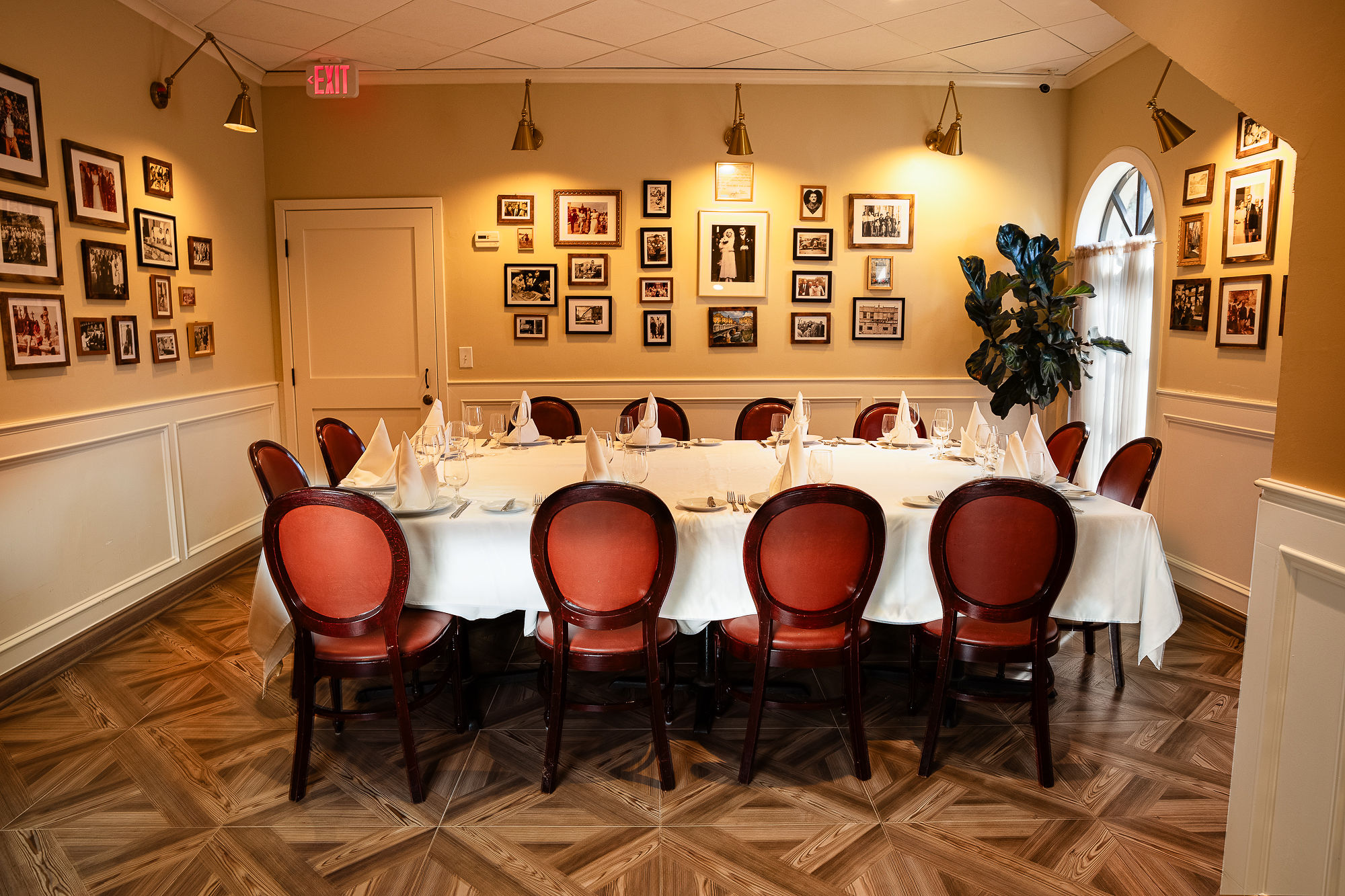 Private Rooms at Arturo’s Restaurant