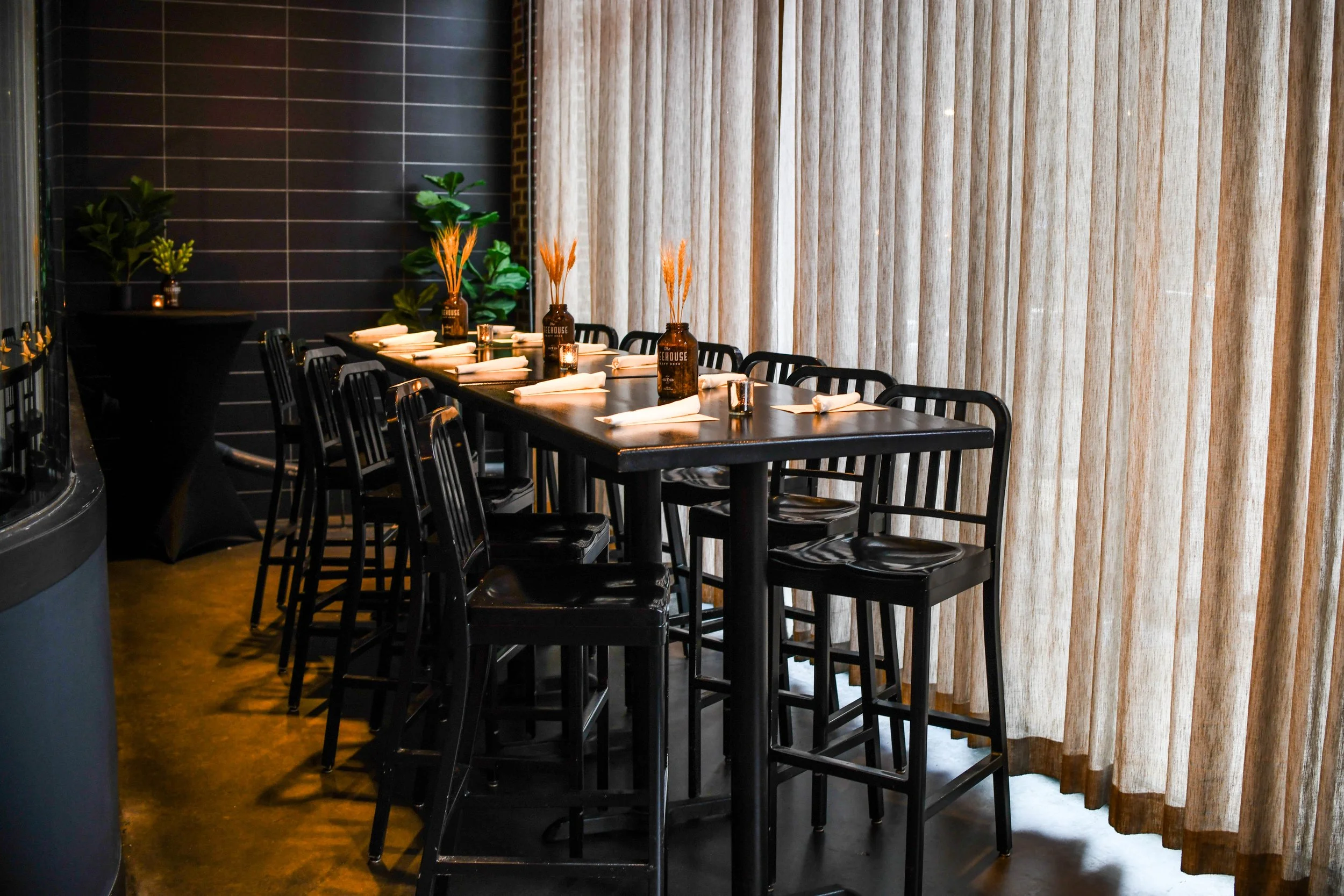 Volstead Lounge and Brewers Nook at Freehouse
