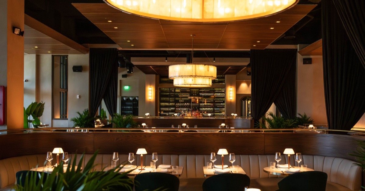 The Whole Room at Ce Soir