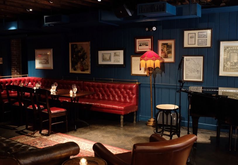 The Piano Bar Upstairs at Fraunces Tavern