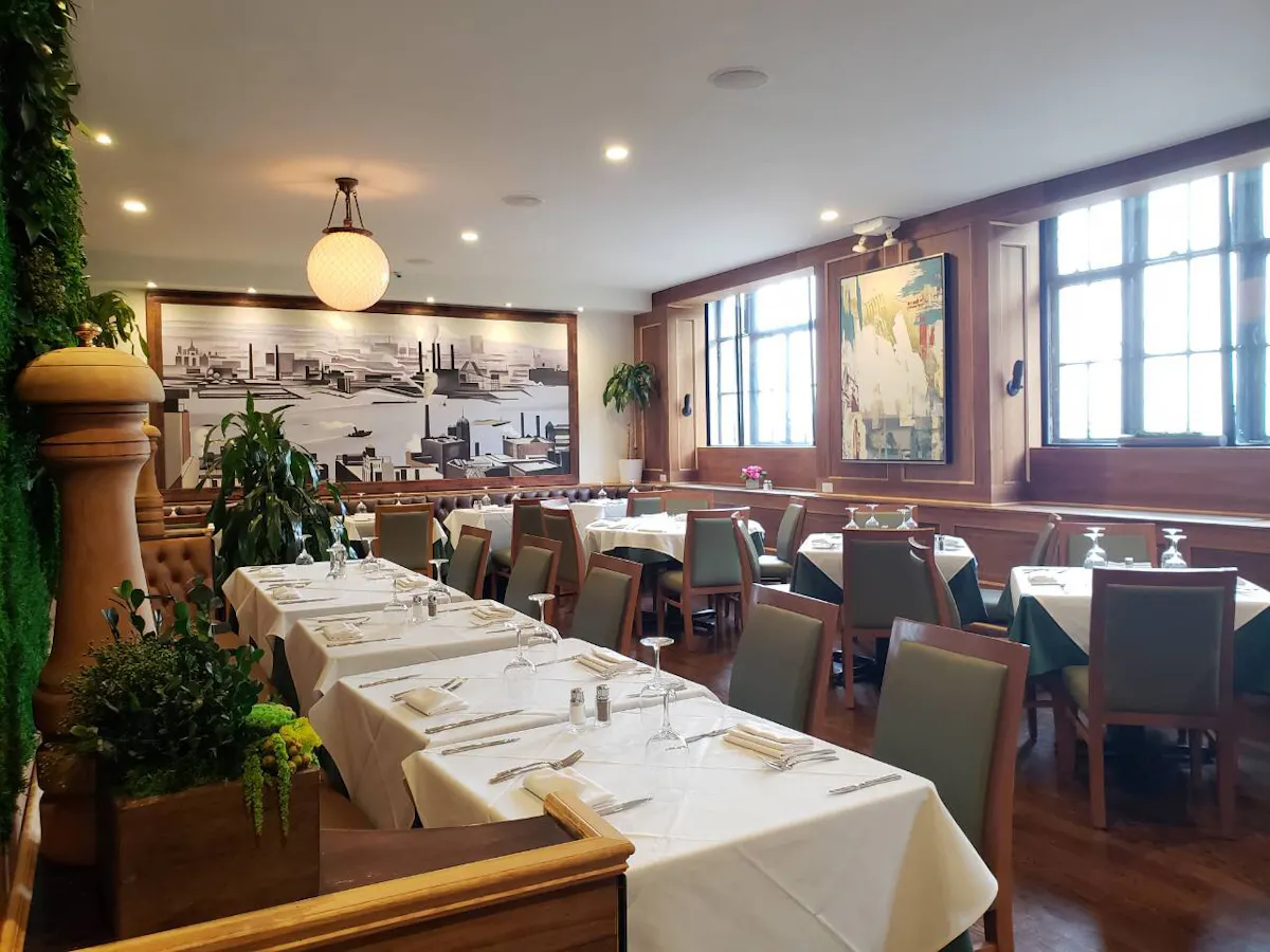 Tudor City Steakhouse private dining 3
