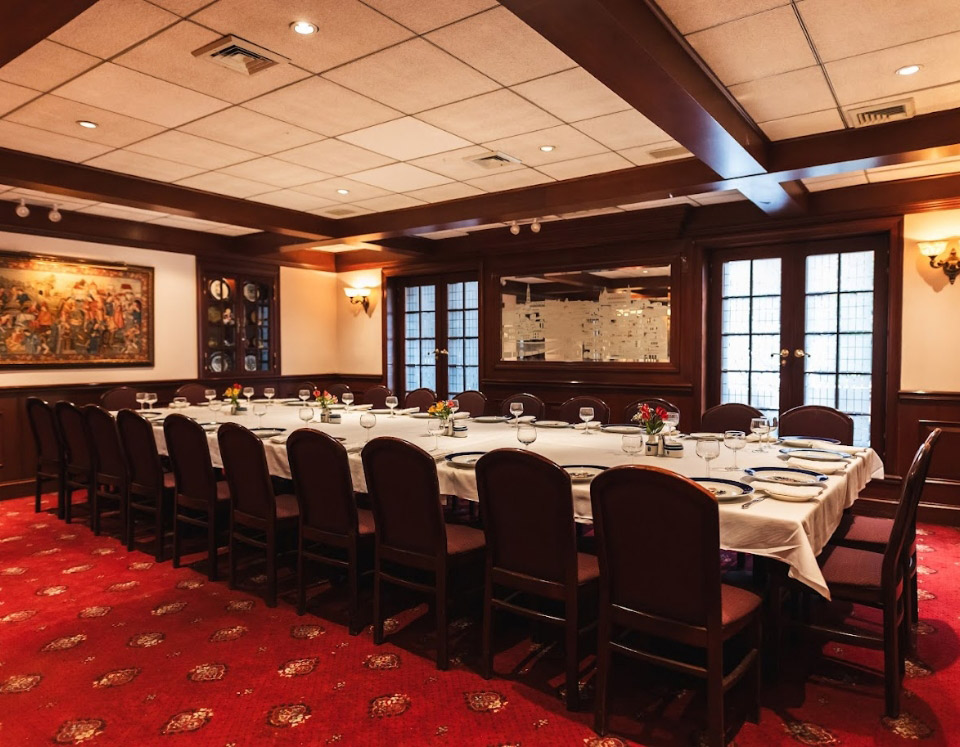 Mid Dining Room at Toledo Restaurant