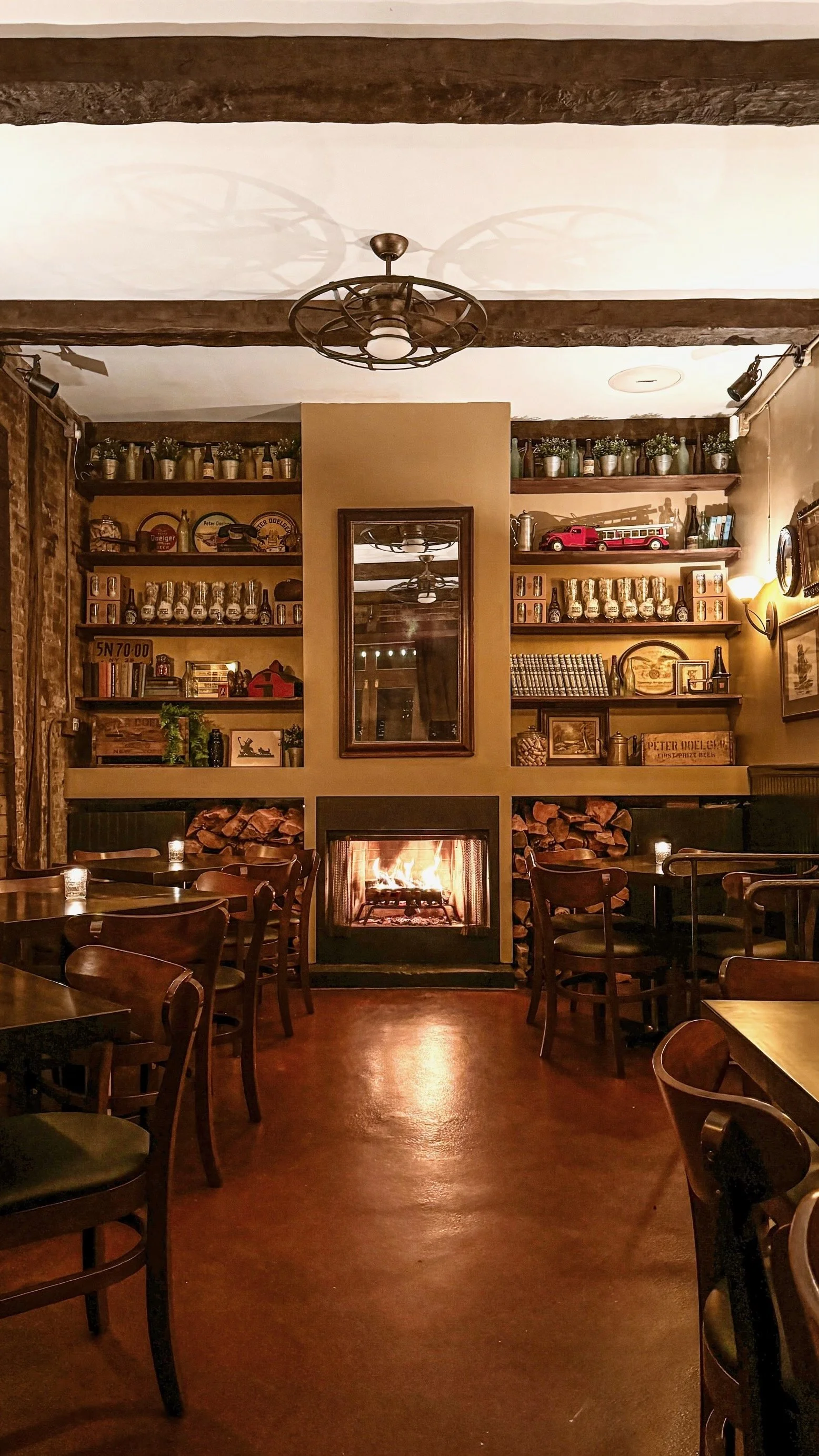 Teddy's Bar & Grill private dining 5