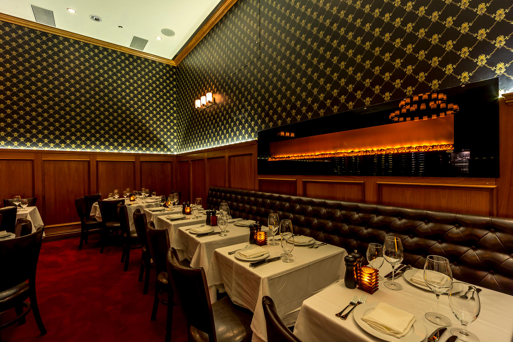 Royal 35 Steakhouse private dining 3