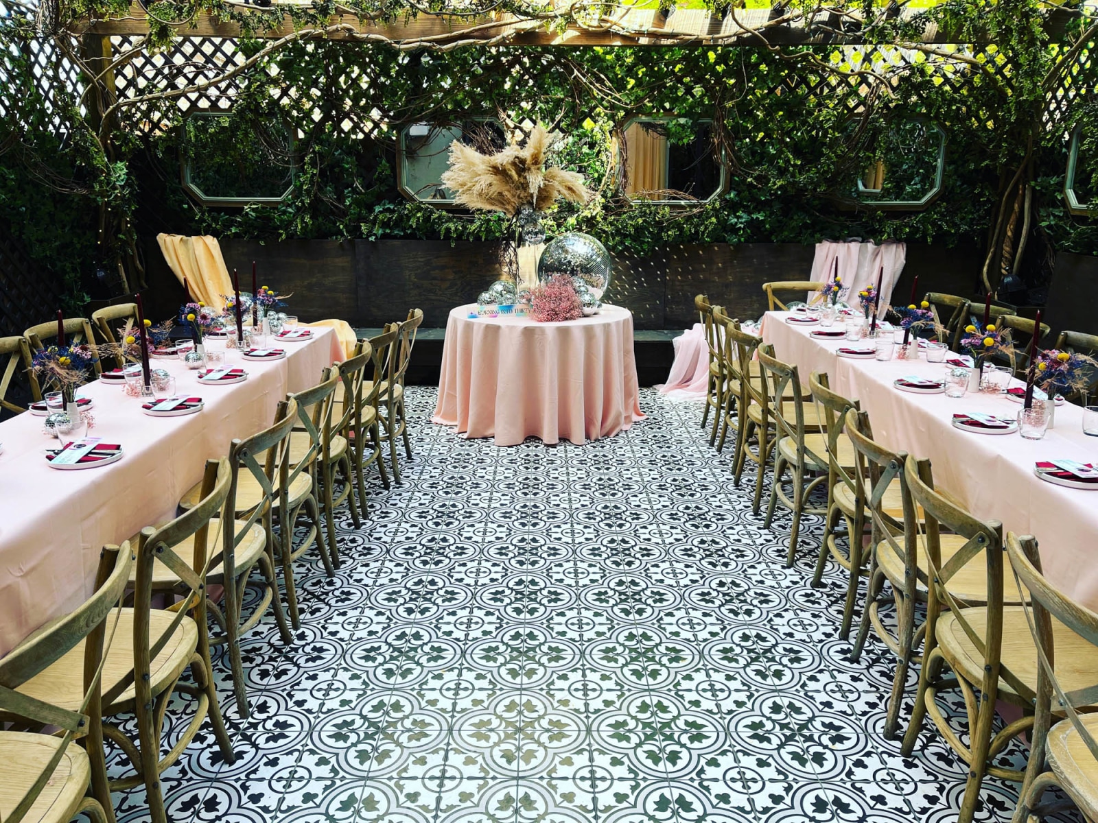Saint Restaurant Bar & Speakeasy private dining 3