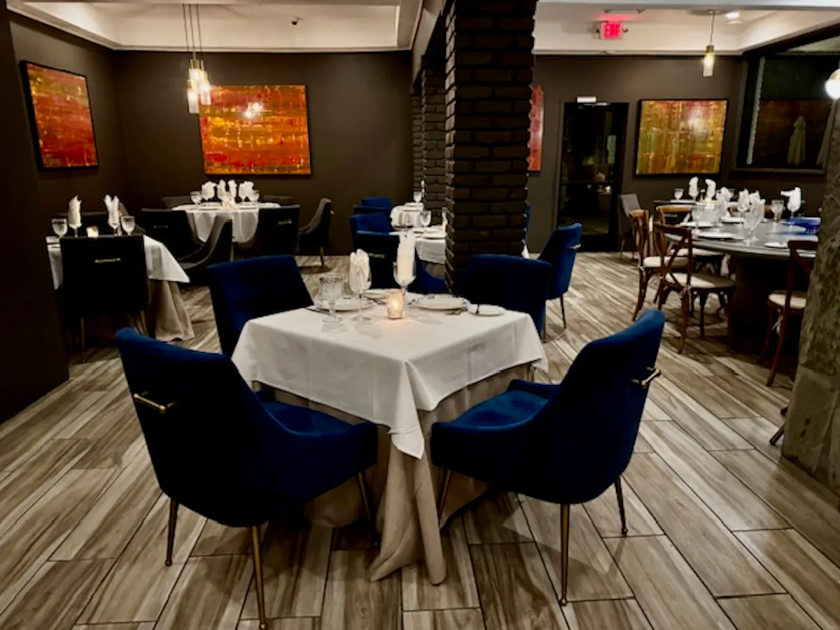 Lounge Adjacent - Semi Private at Willie's Modern Fare