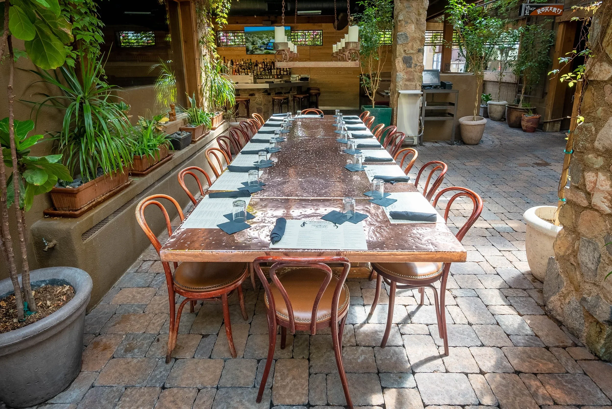 Richardson's Patio Table at Rokerij