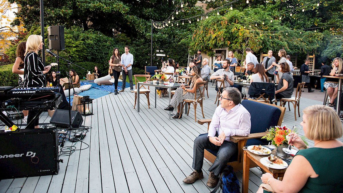 Ross Island at RiverPlace Kitchen and Bar