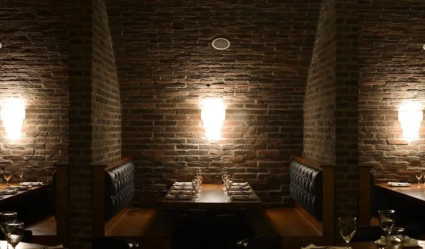 Booths at Empress Tavern