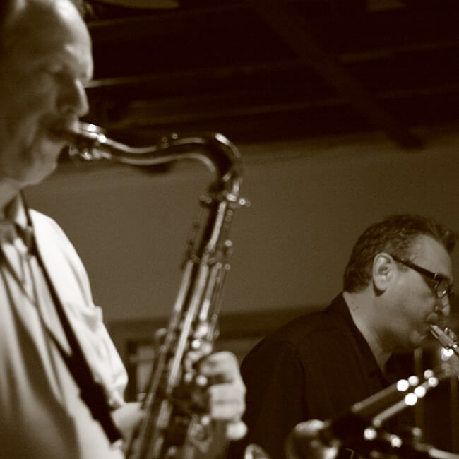 Swinging Like Sinatra Jazz at Carmens De La Calle