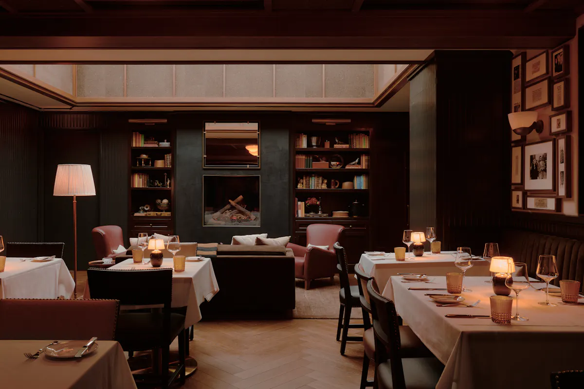 Izzy's Steaks & Chops private dining 4