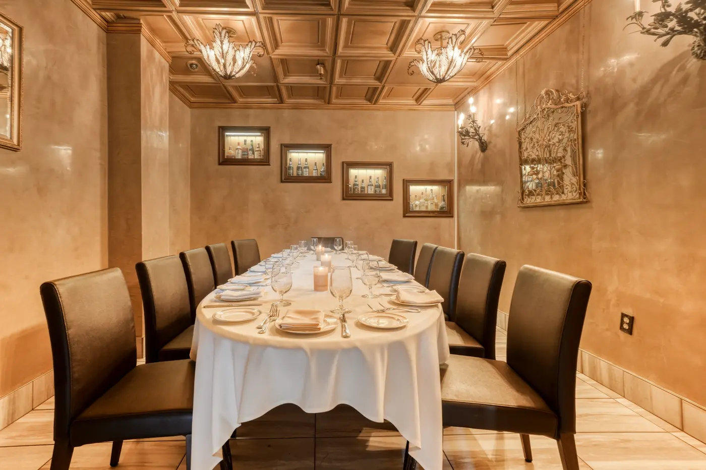 Willie Brown Room at North Beach Restaurant
