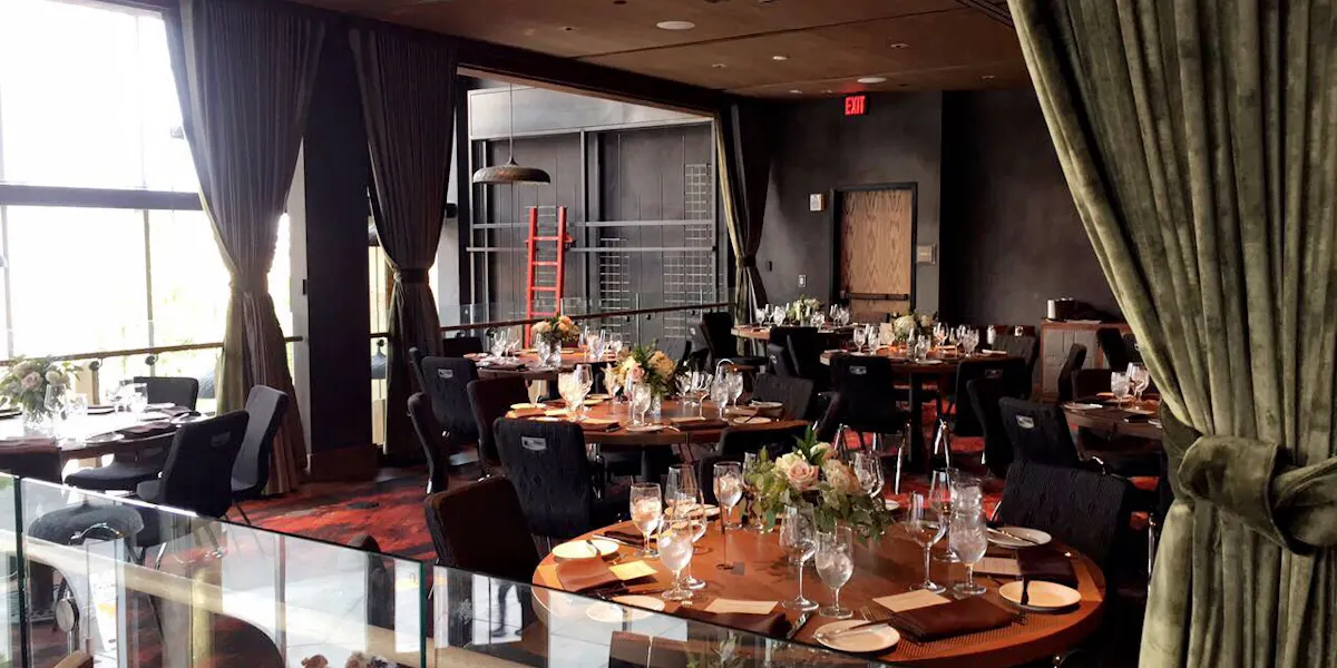 The Scarlet Oak at Oak Steakhouse Nashville