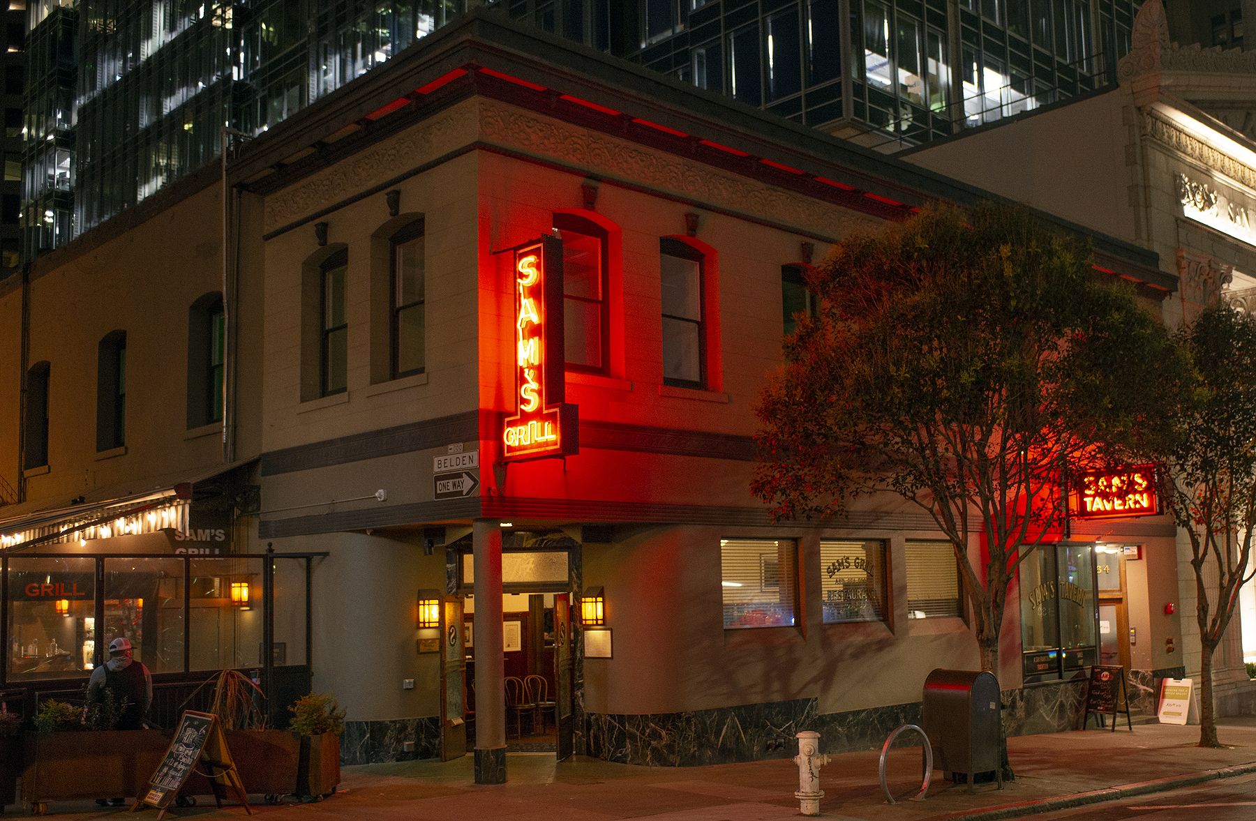 Sam's Grill & Seafood Restaurant private dining 5