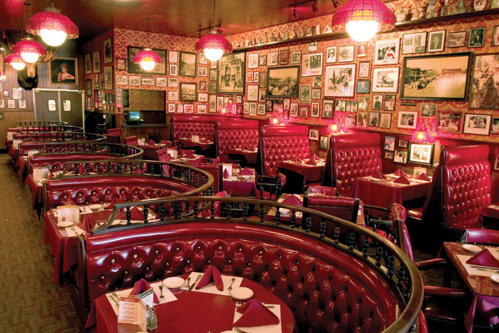 Harry's Plaza Cafe private dining 4