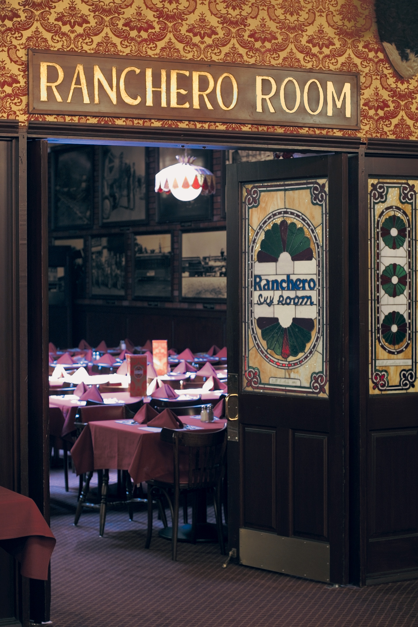 Harry's Plaza Cafe private dining 3