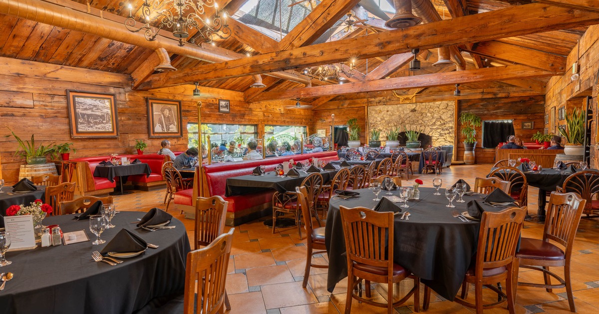 Timbers Roadhouse private dining