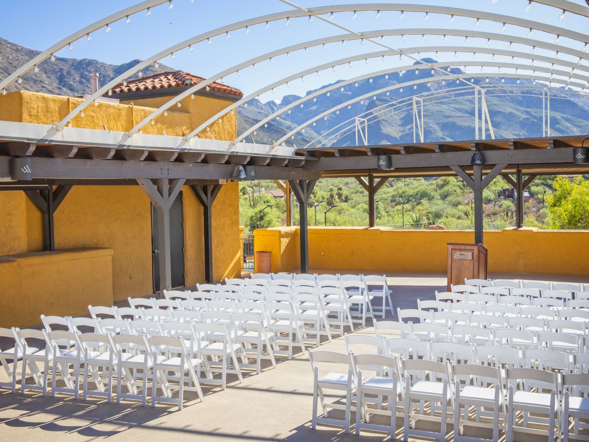 Outdoor Venues at Lookout Bar and Grill
