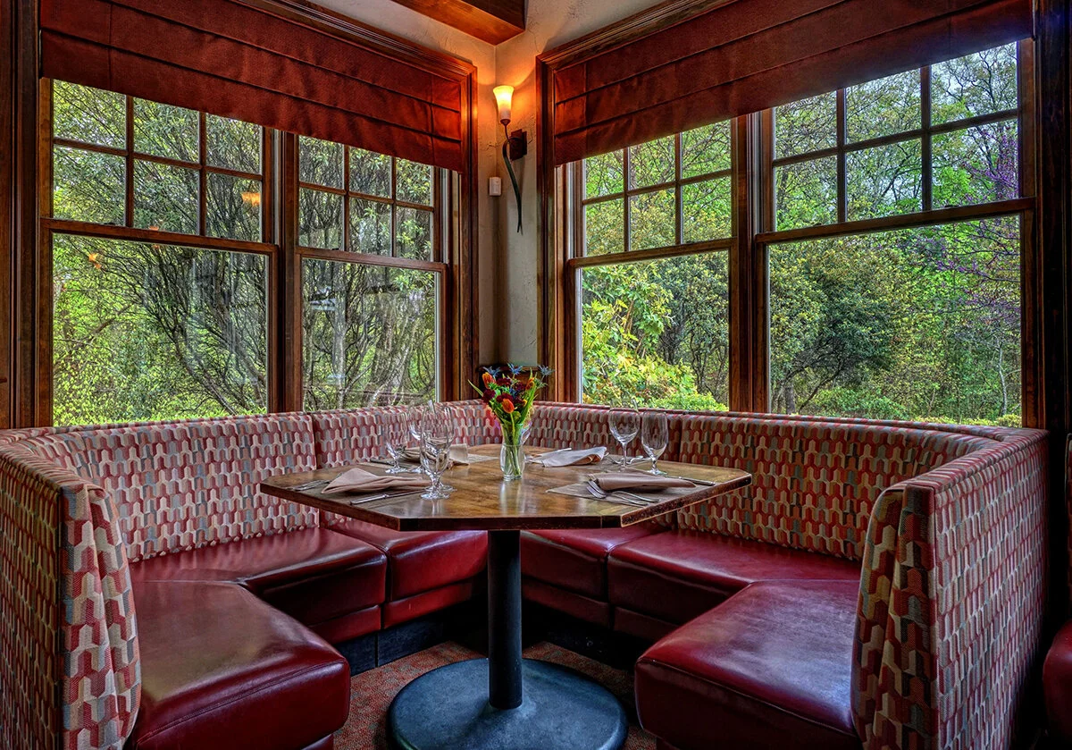 Veranda at Vintage Tavern