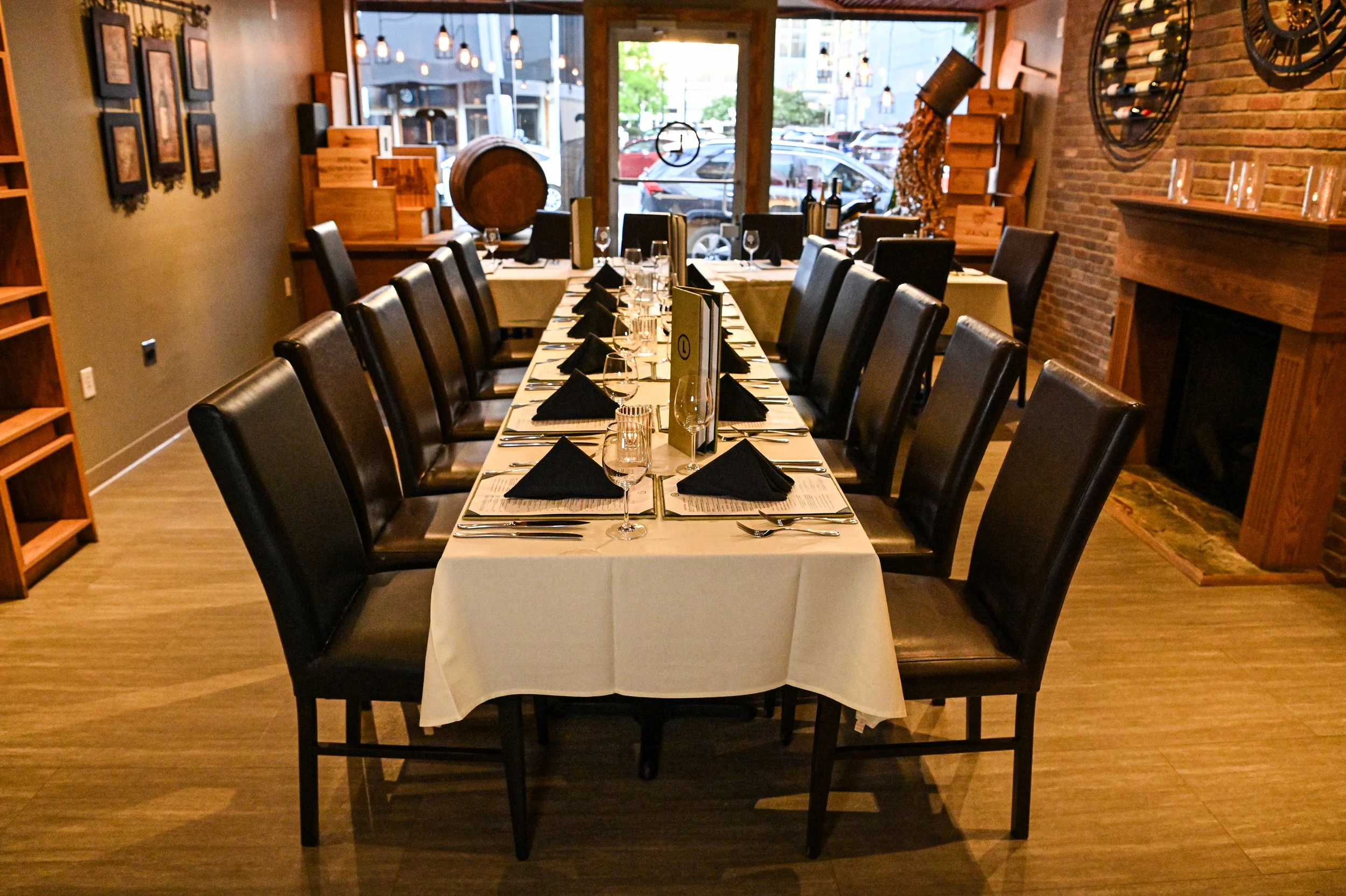Leone's Italian private dining