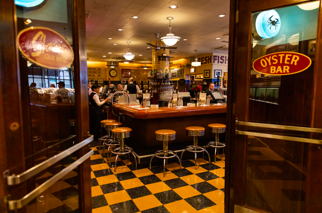 Oyster Bar at Shaw's Crab House & Oyster Bar - Chicago